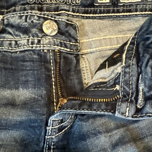 Miss Me Mid Rise Cuffed Skinny Jean Size 27 Rhinestone Cross - Picture 5 of 11